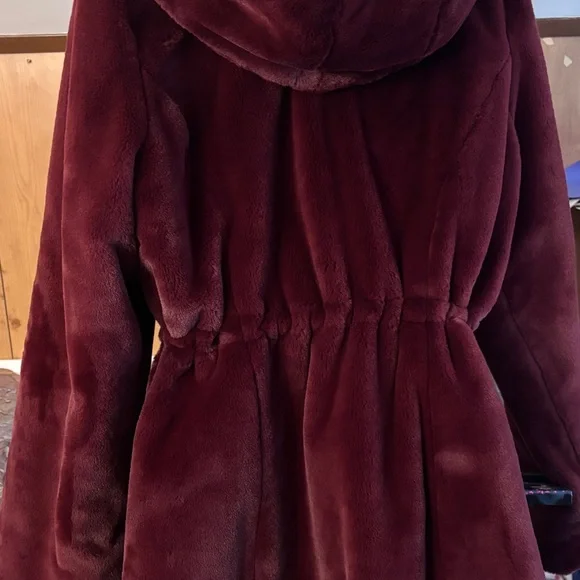 Dennis Basso Deep Maroon Faux Fur Jacket - Picture 2 of 5